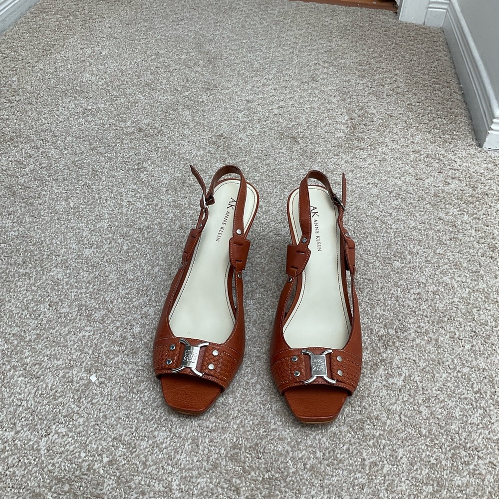 Anne Klein Brown Sandals Sophisticated Style